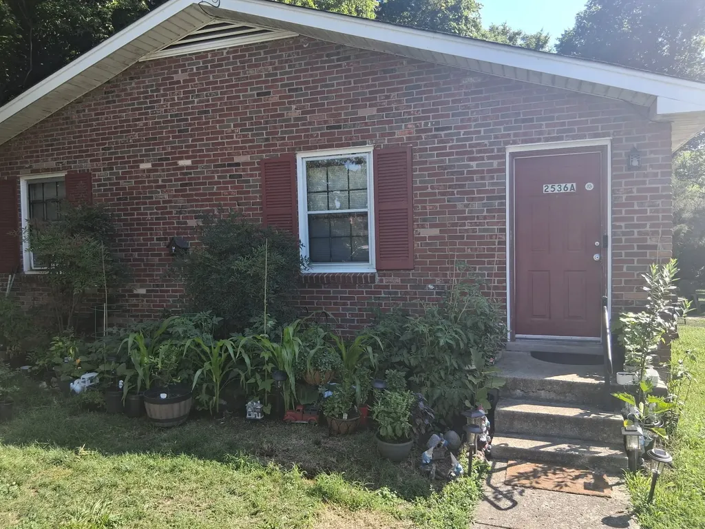 Nashville TN, 2536 Glenrose Avenue