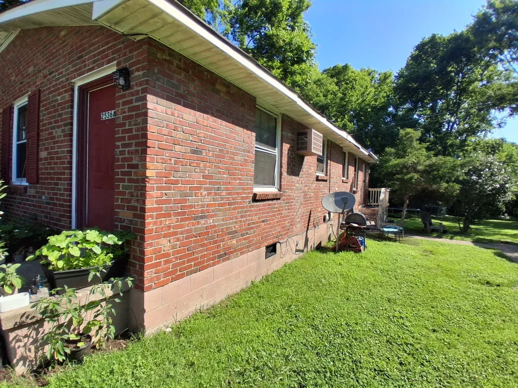 2536 Glenrose Avenue Nashville TN 37210
