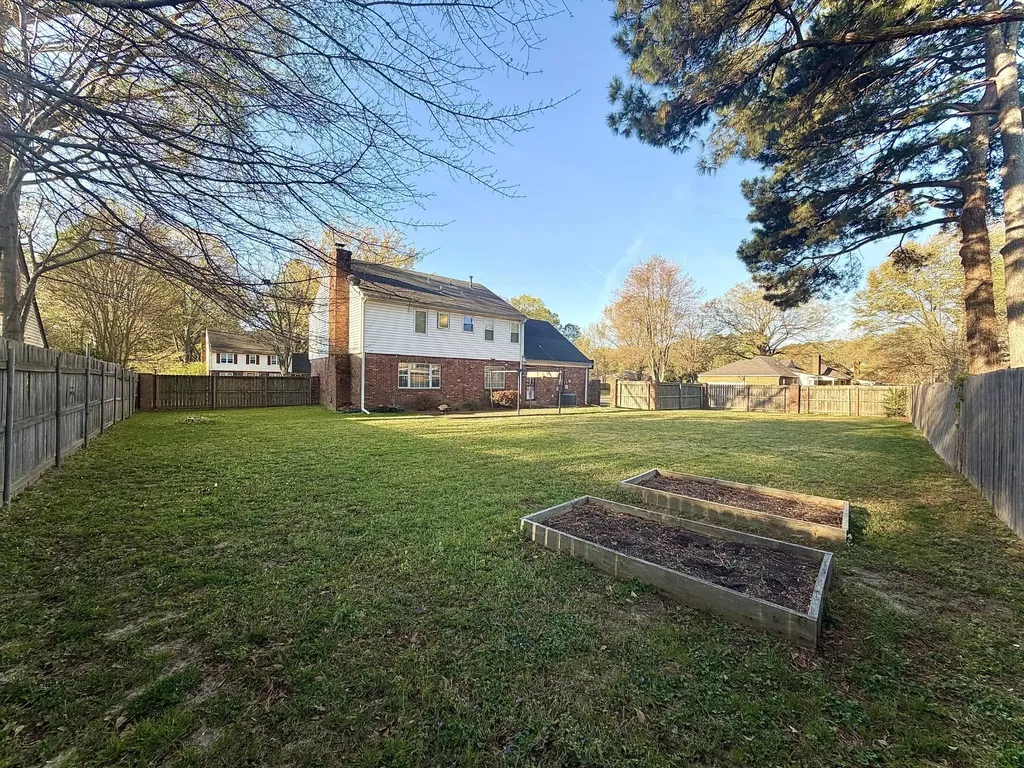 6092 Macinness Drive Memphis TN 38119