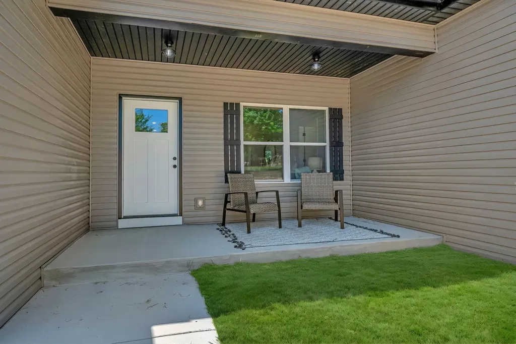 469 Jesse Work Road Dickson TN 37055