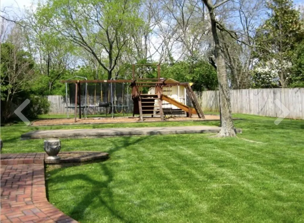 116 Bellevue Dr, S Nashville TN 37205