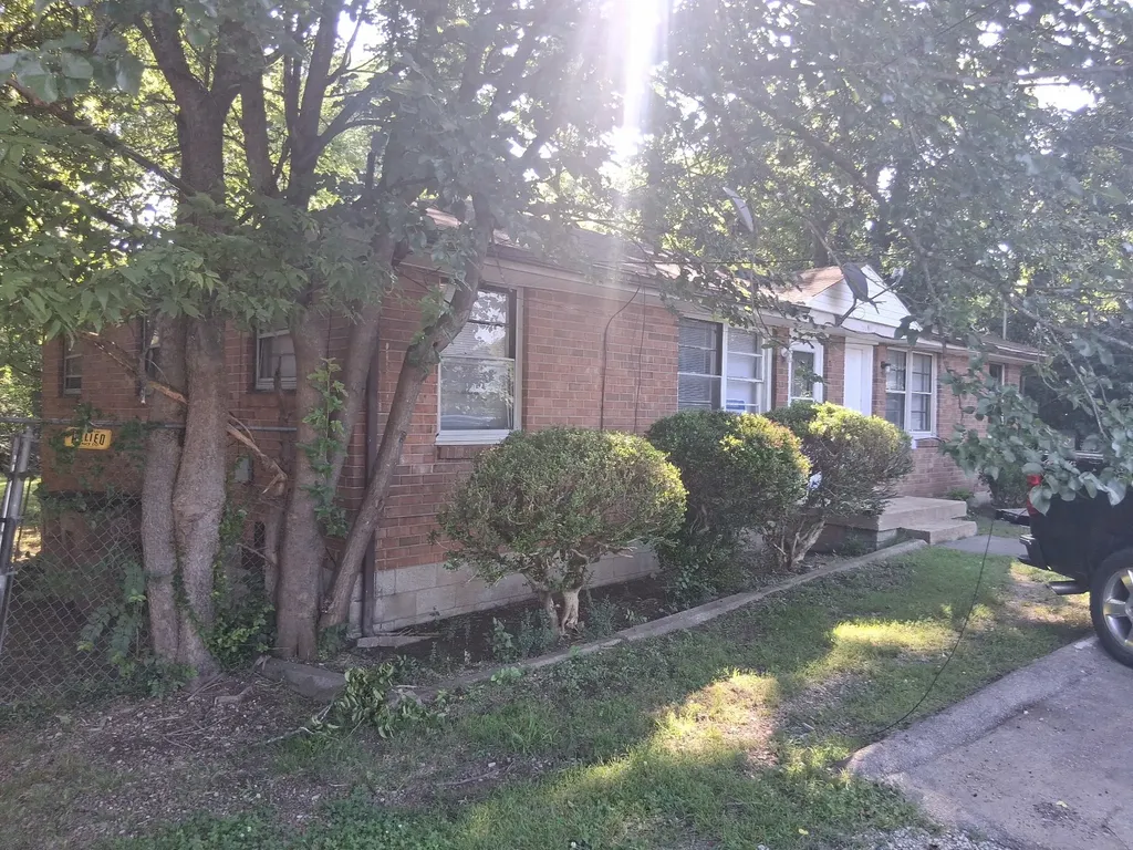 2534 Glenrose Avenue Nashville TN 37210