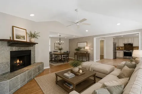 114 Bellevue Dr, S Nashville TN 37205