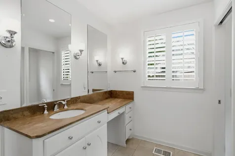 114 Bellevue Dr, S Nashville TN 37205