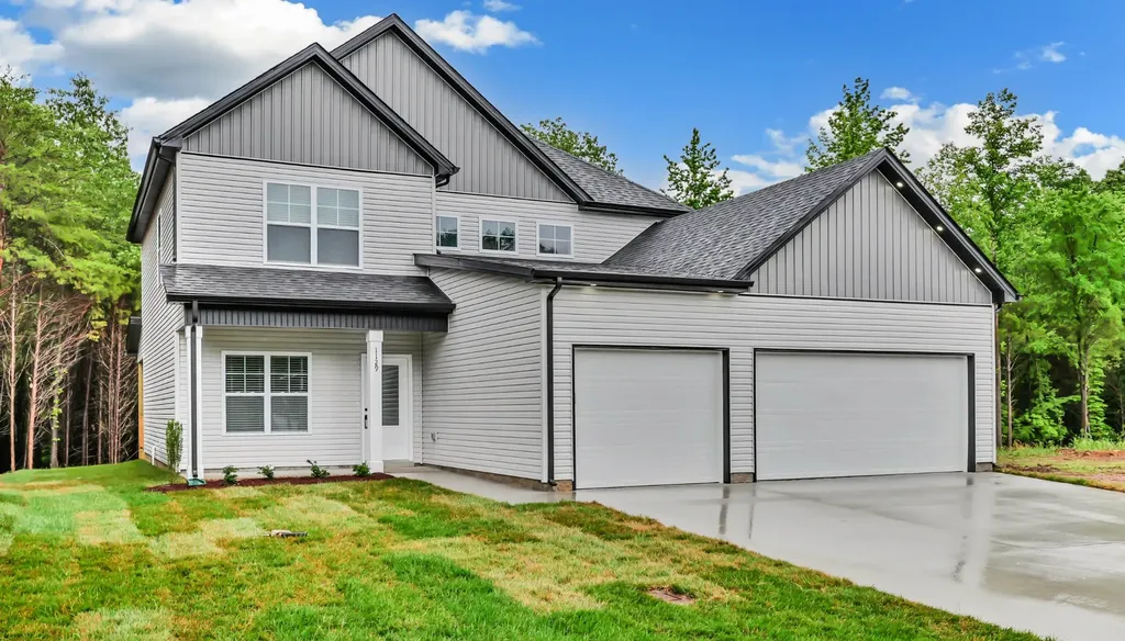 130 Monaghan Drive Clarksville TN 37042