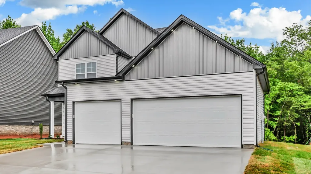 130 Monaghan Drive Clarksville TN 37042