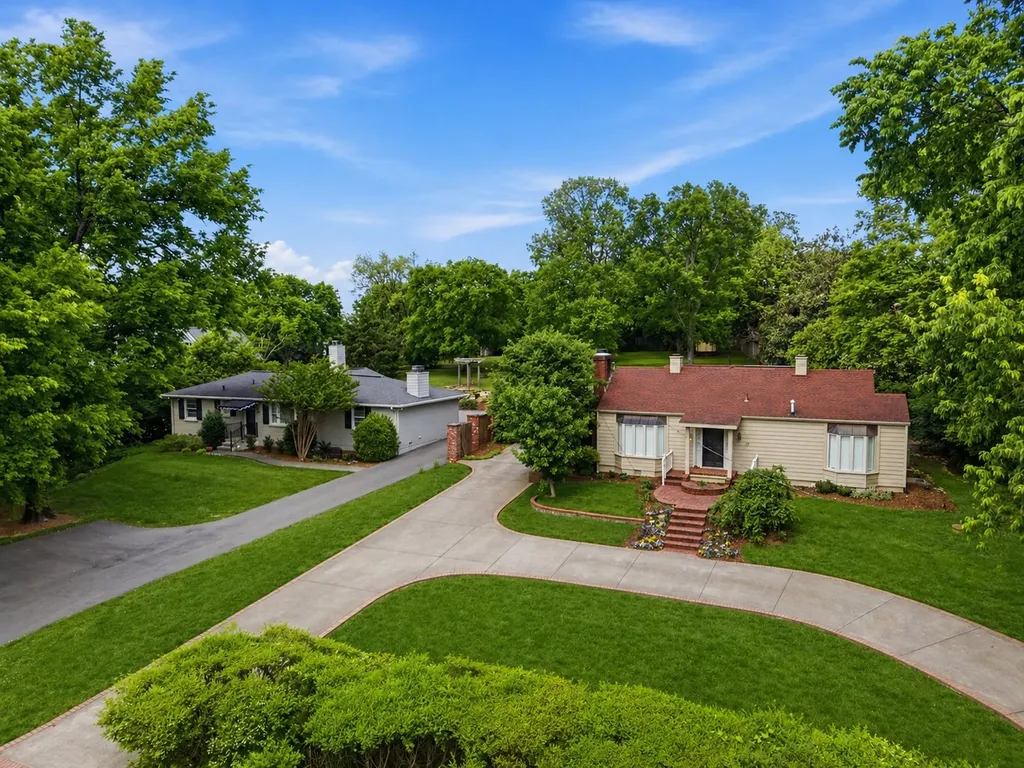116 Bellevue Dr, S Nashville TN 37205