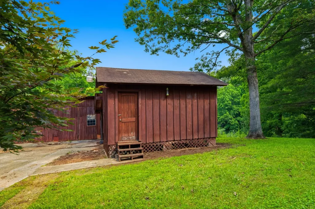 170 Mount Harmony Road Copperhill TN 37317
