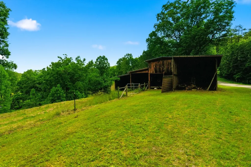 170 Mount Harmony Road Copperhill TN 37317