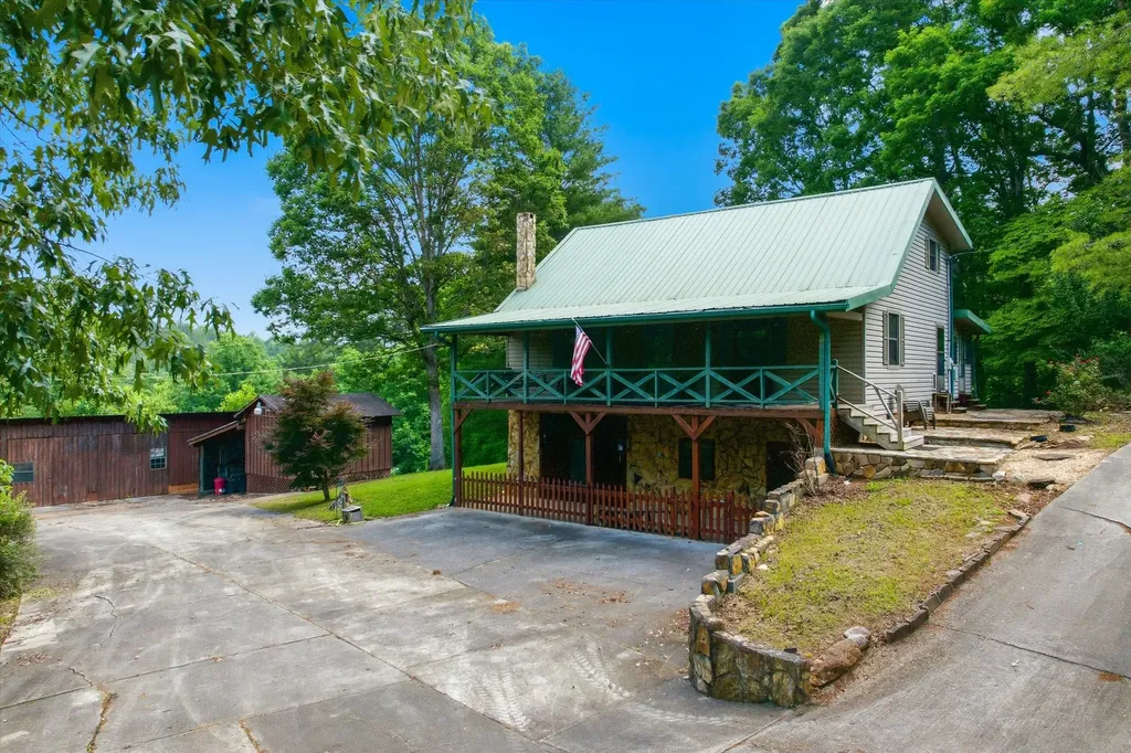 170 Mount Harmony Road Copperhill TN 37317
