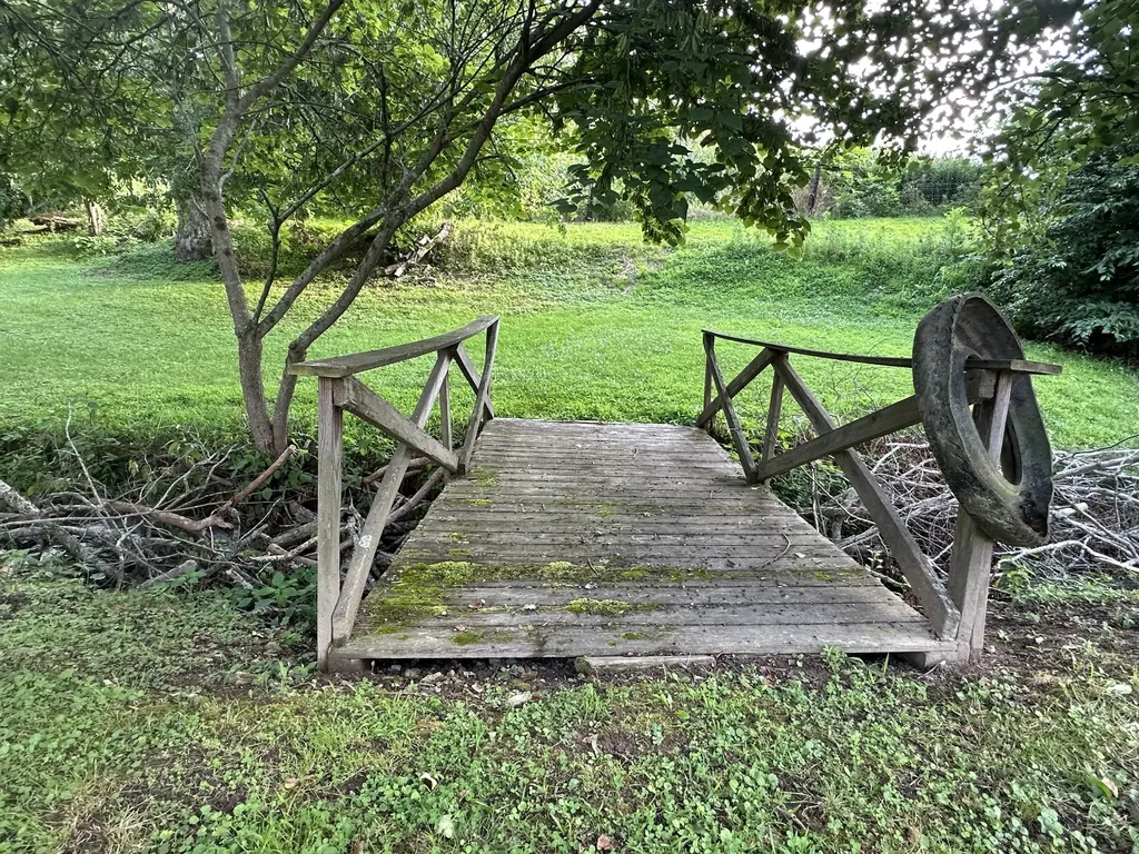 6534 Akersville Road Fountain Run KY 42133