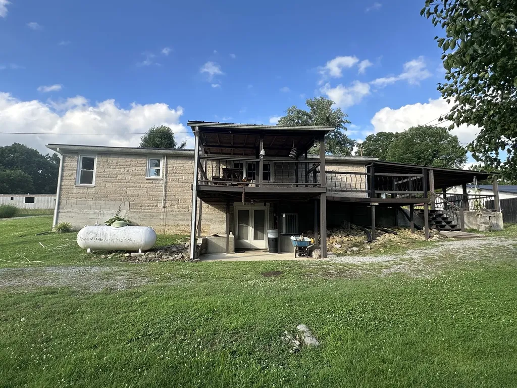 6534 Akersville Road Fountain Run KY 42133