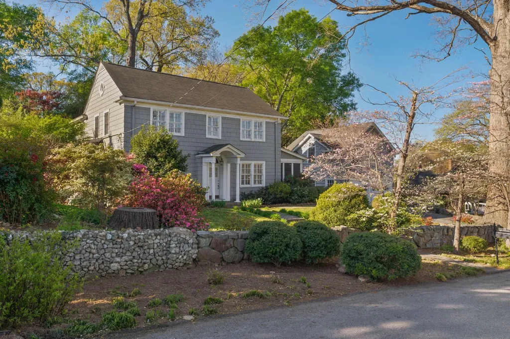 1608 Hillcrest Road Chattanooga TN 37405