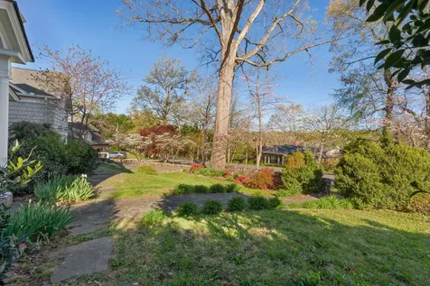1608 Hillcrest Road Chattanooga TN 37405