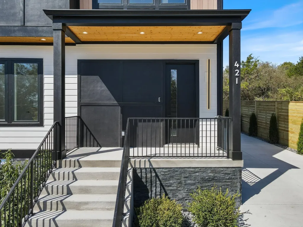 421 Monticello Street Nashville TN 37207