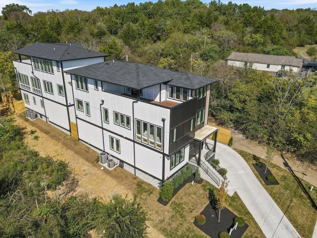 421 Monticello Street Nashville TN 37207