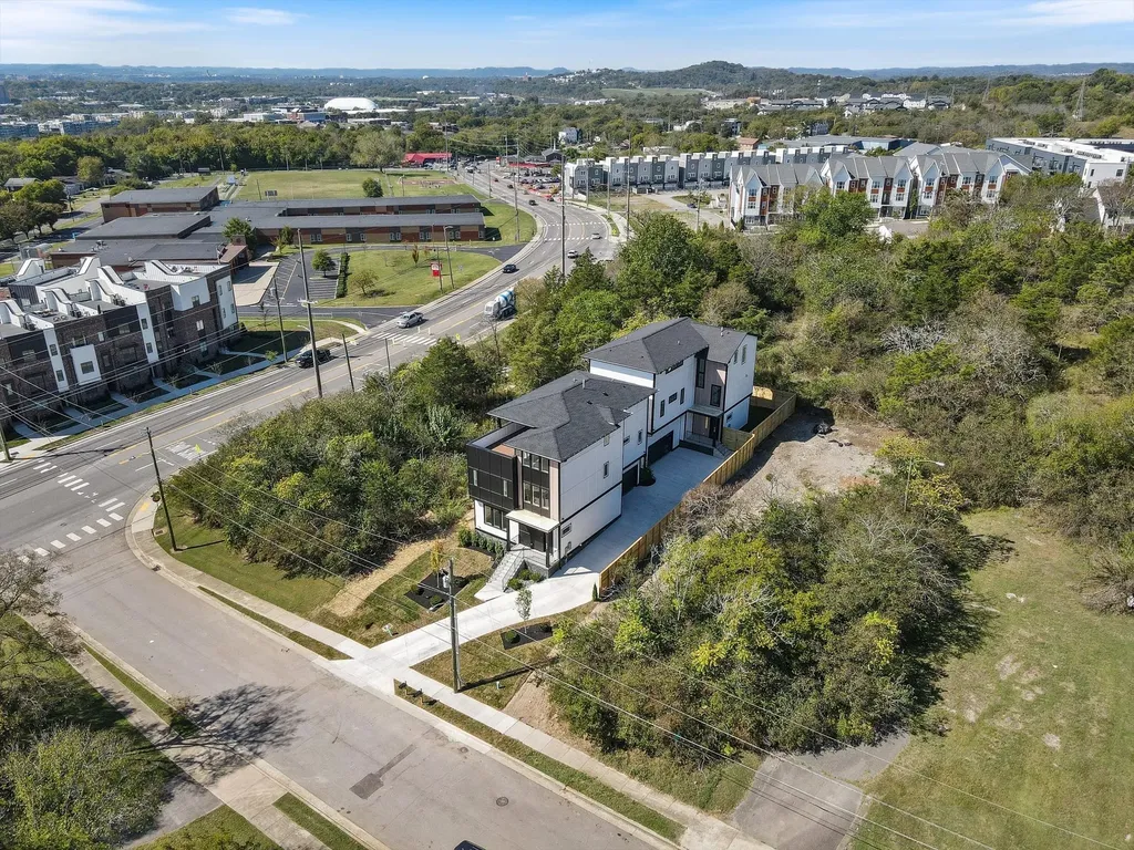421 Monticello Street Nashville TN 37207