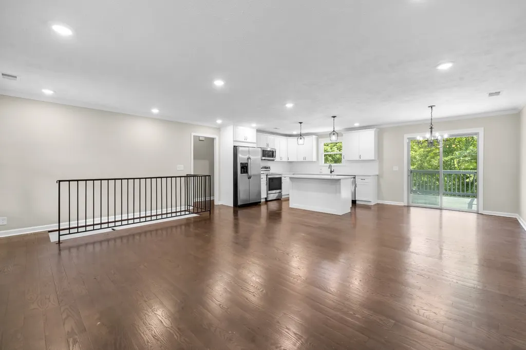 102 Walton Court Hendersonville TN 37075