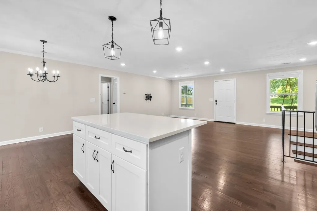 102 Walton Court Hendersonville TN 37075