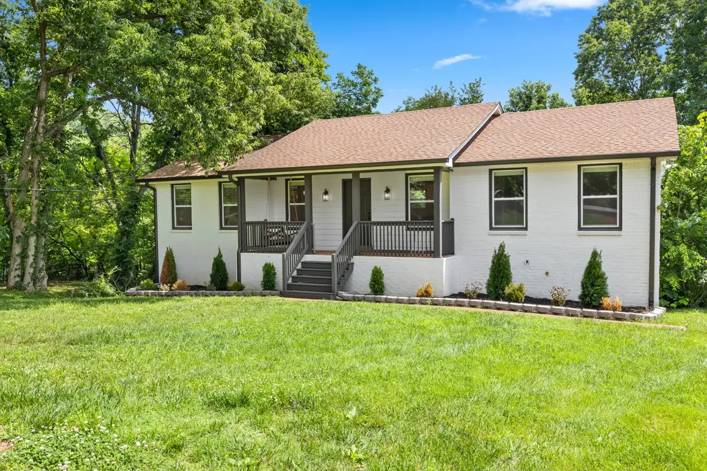 102 Walton Court Hendersonville TN 37075