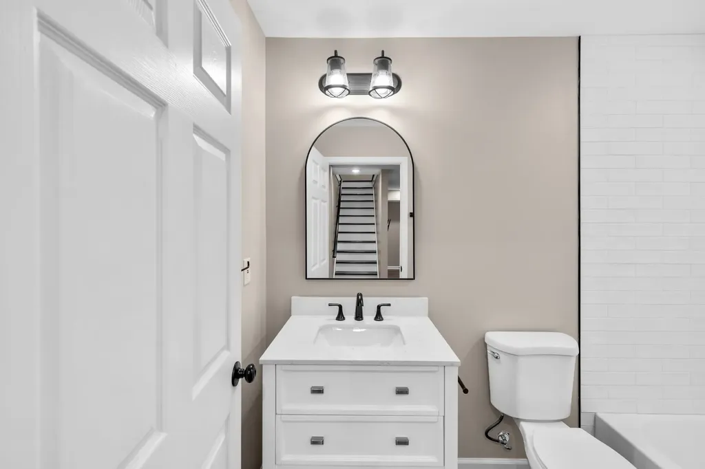 102 Walton Court Hendersonville TN 37075