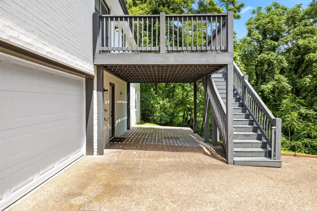 102 Walton Court Hendersonville TN 37075