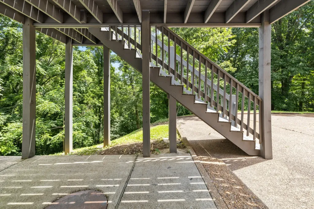 102 Walton Court Hendersonville TN 37075