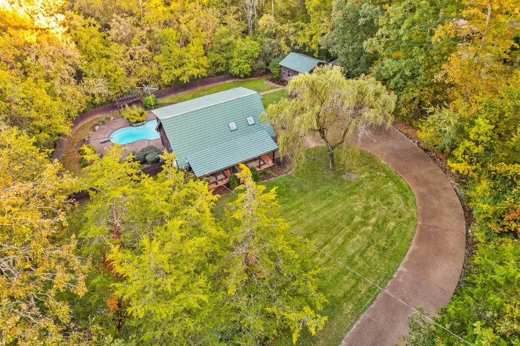 1396 Pleasant Hill Road Nashville TN 37214