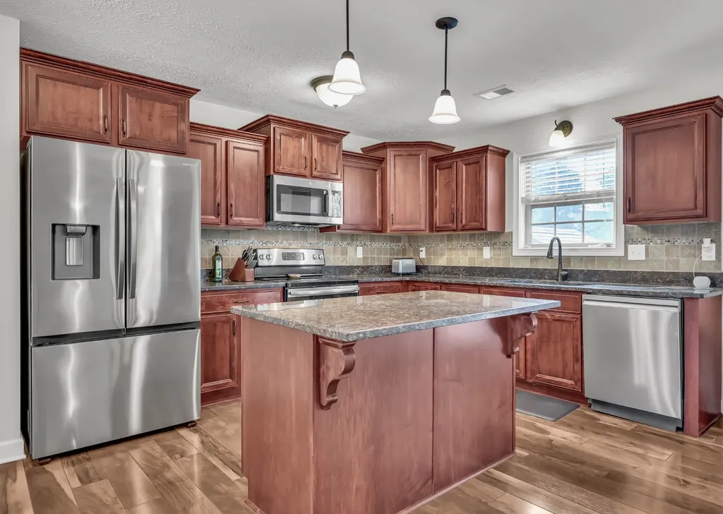 1167 Eagles Bluff Drive Clarksville TN 37040