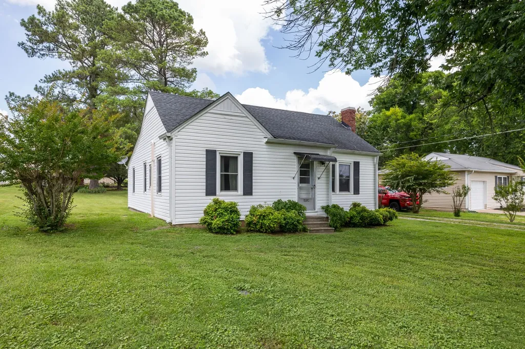 1824 Harriet Street Lewisburg TN 37091