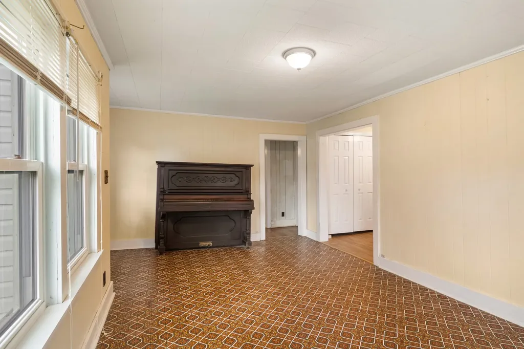 1824 Harriet Street Lewisburg TN 37091