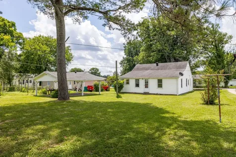 1824 Harriet Street Lewisburg TN 37091