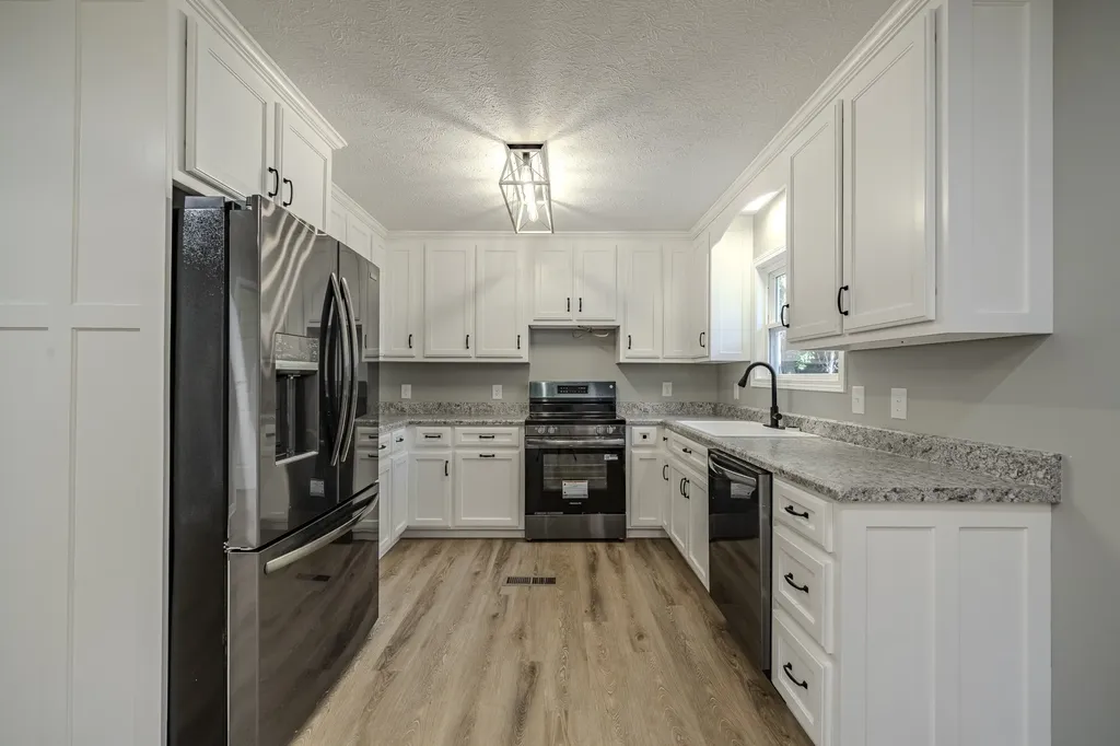 429 Hurricane Meadows Drive Waynesboro TN 38485