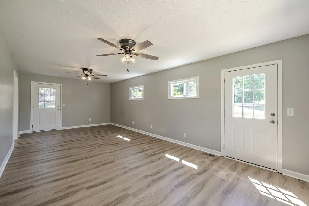 429 Hurricane Meadows Drive Waynesboro TN 38485