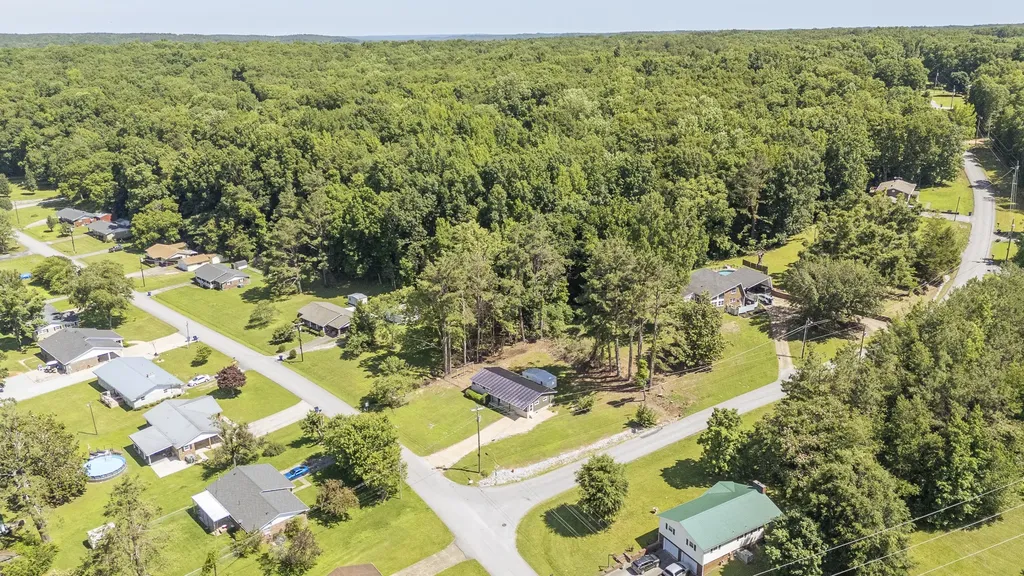 429 Hurricane Meadows Drive Waynesboro TN 38485