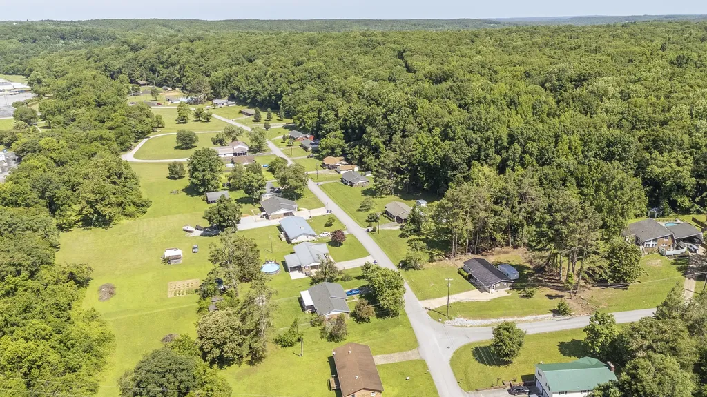 429 Hurricane Meadows Drive Waynesboro TN 38485