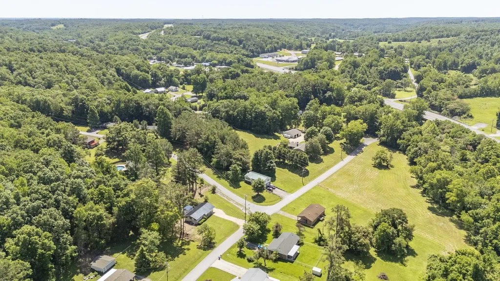 429 Hurricane Meadows Drive Waynesboro TN 38485