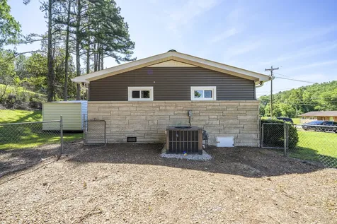429 Hurricane Meadows Drive Waynesboro TN 38485