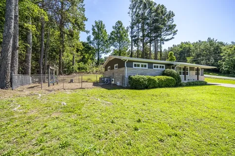 429 Hurricane Meadows Drive Waynesboro TN 38485