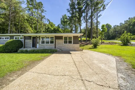 429 Hurricane Meadows Drive Waynesboro TN 38485