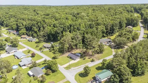 429 Hurricane Meadows Drive Waynesboro TN 38485