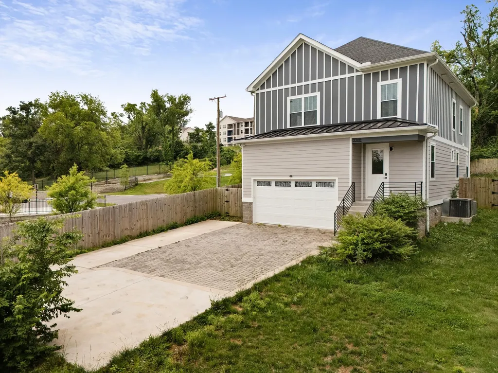 338B Ewing Drive Nashville TN 37207