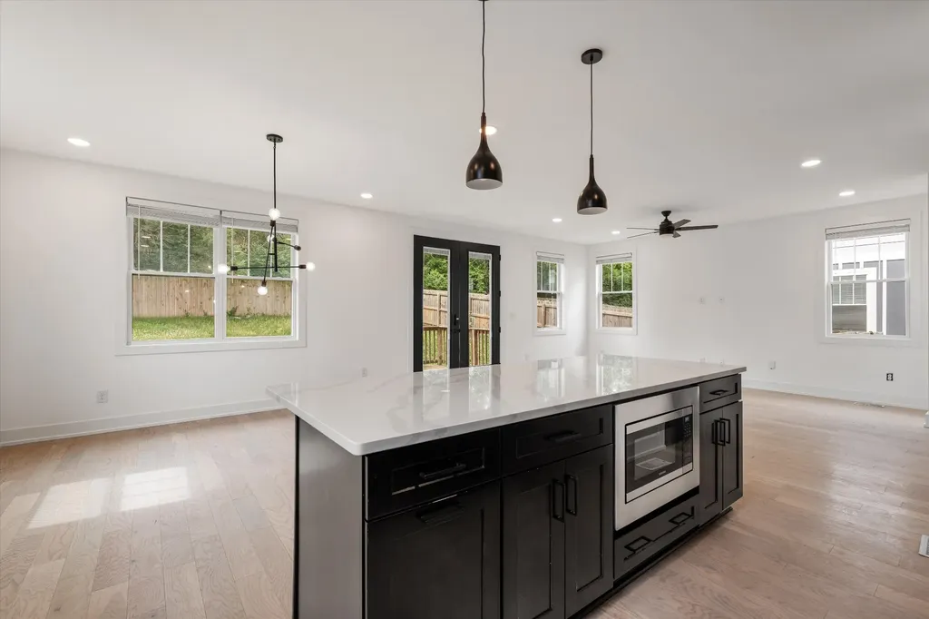 338B Ewing Drive Nashville TN 37207