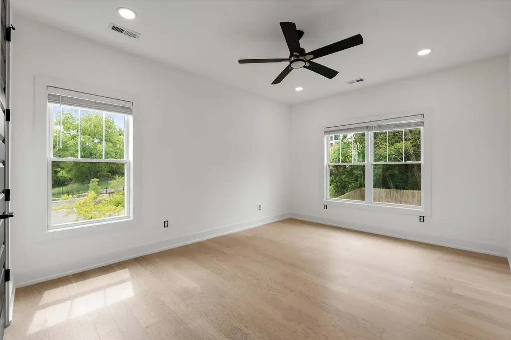 338B Ewing Drive Nashville TN 37207