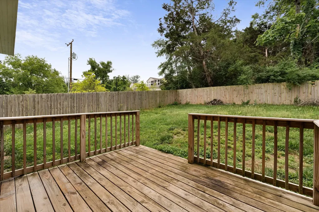 338B Ewing Drive Nashville TN 37207