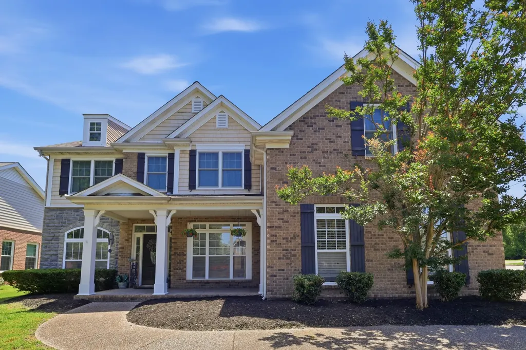 3201 Quiet Tree Grove Old Hickory TN 37138