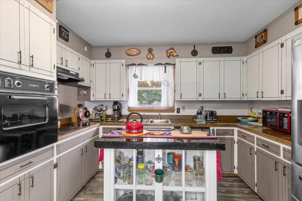 806 Brookhaven Circle Shelbyville TN 37160