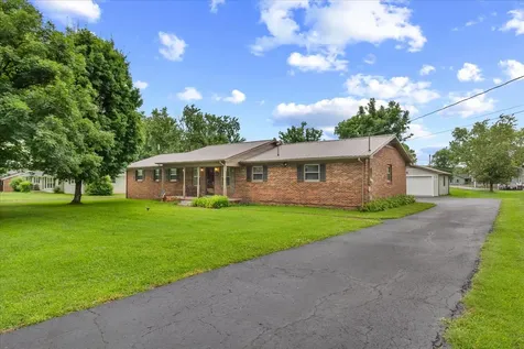806 Brookhaven Circle Shelbyville TN 37160