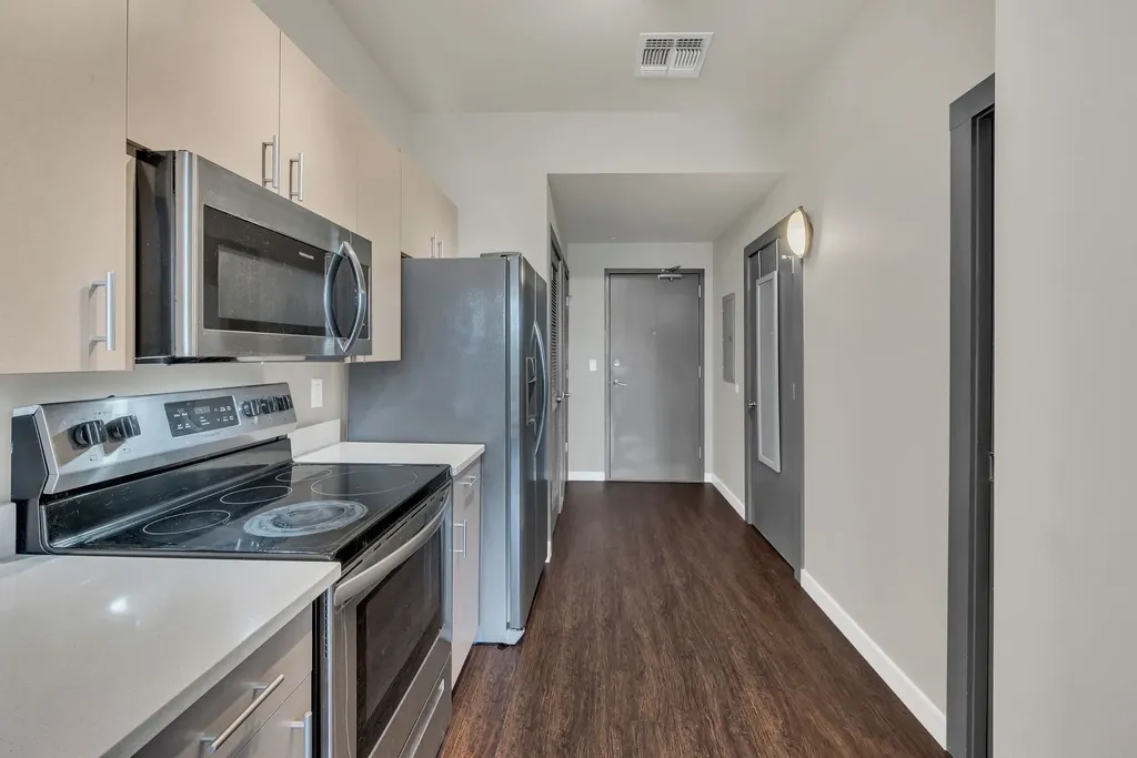 1900 12th Ave, S Nashville TN 37203