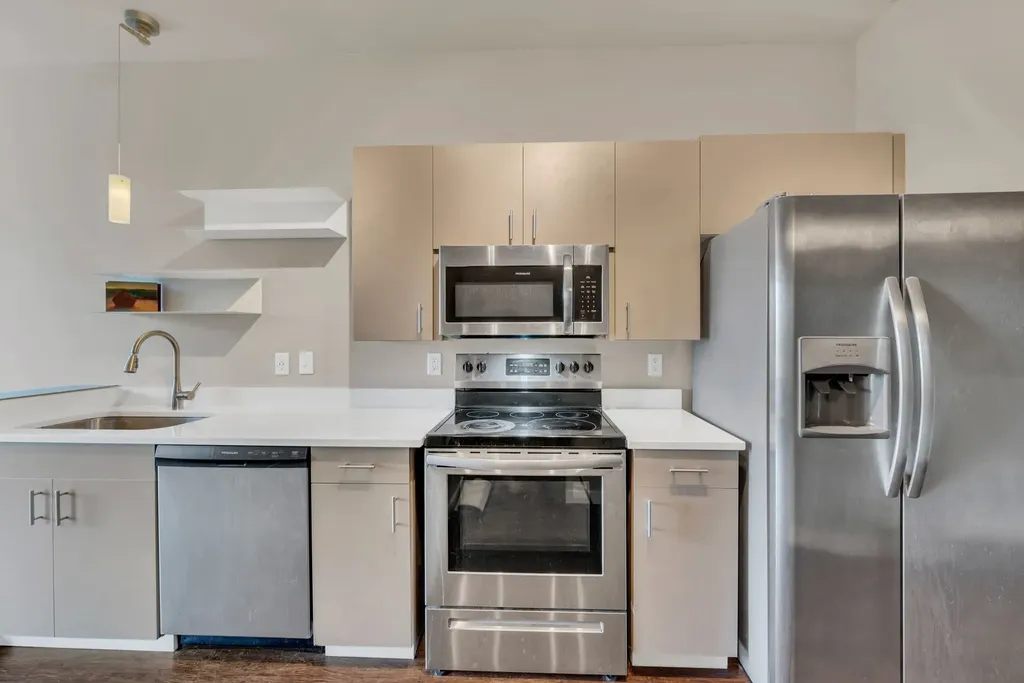 1900 12th Ave, S Nashville TN 37203